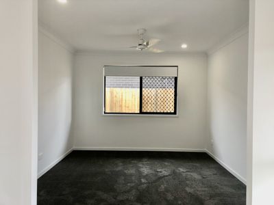 15 Otto Street , Walloon
