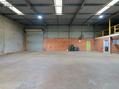 2 / 35 Cooper Road, Cockburn Central