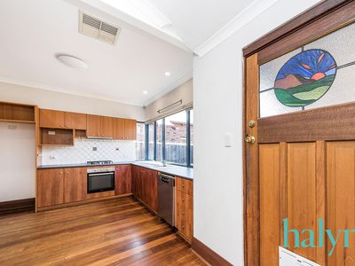 64 London Street, North Perth