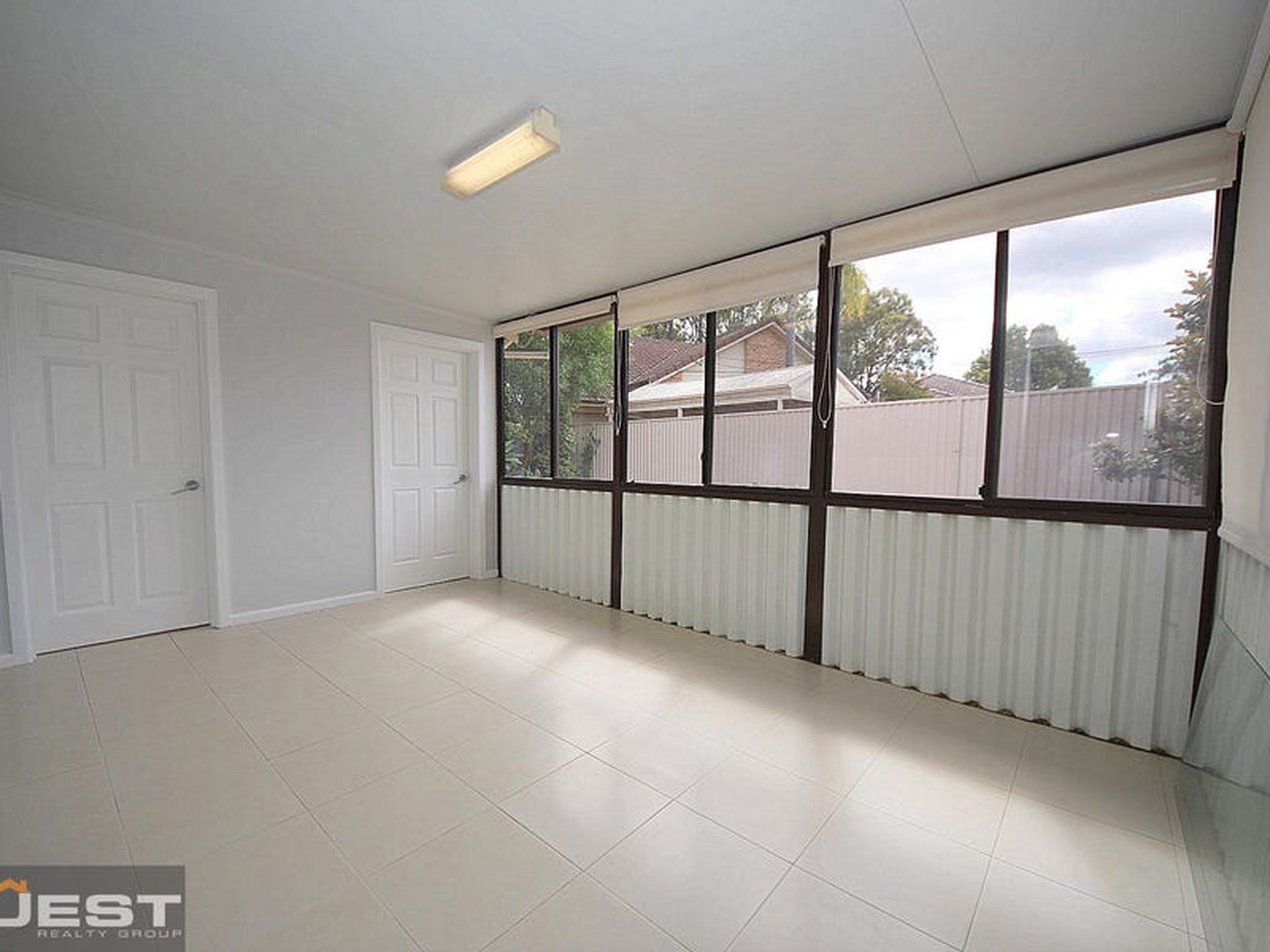 11 Kathleen Parade, Picnic Point