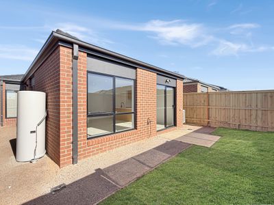 13 Poinciana Road, Thornhill Park