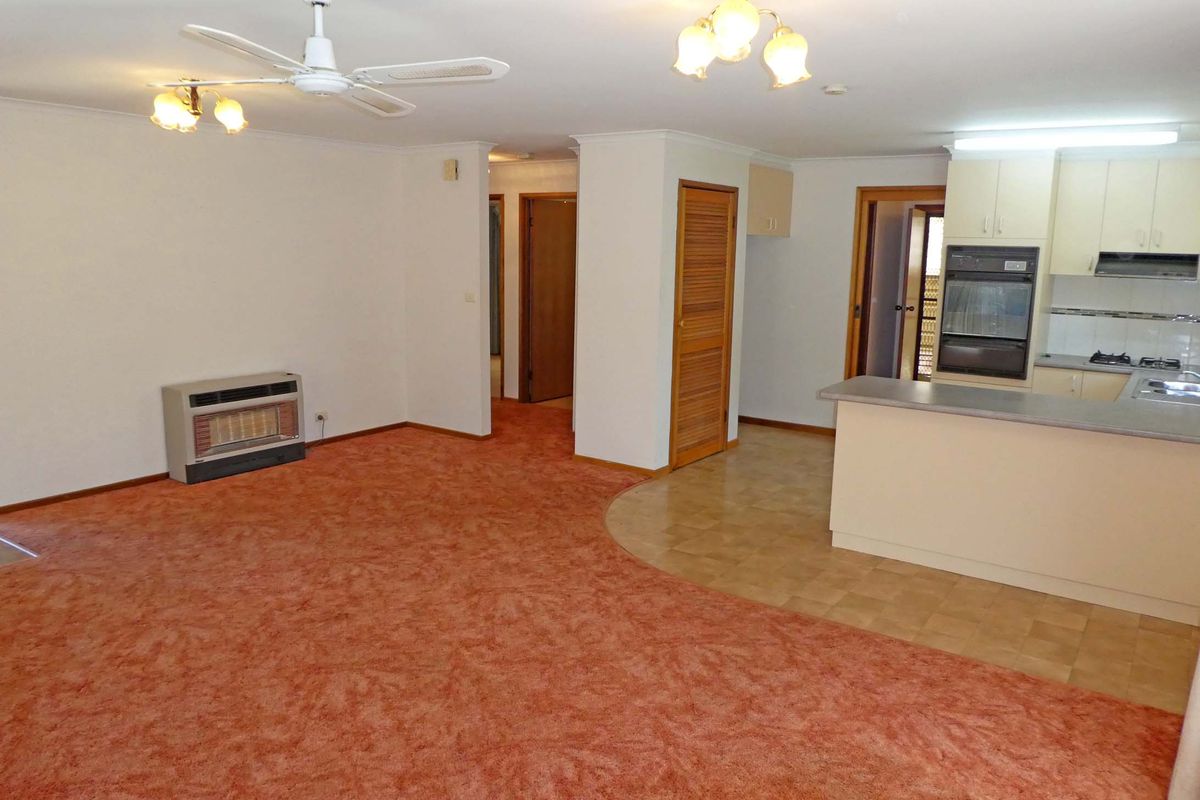 1 / 152 Fenaughty Street, Kyabram