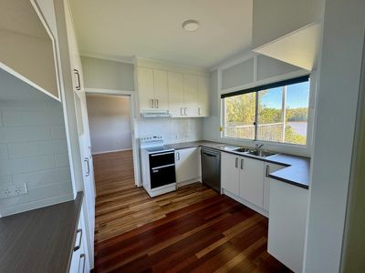 205 Baraang Drive, Broadwater