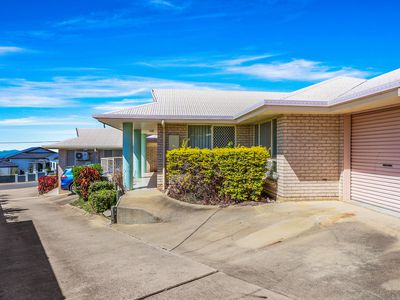 2 / 24 Kerr Street, Meikleville Hill
