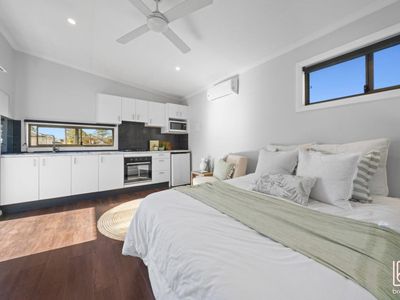 54a Seawind Terrace, Berkeley Vale