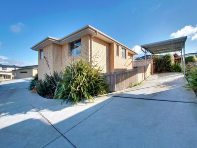 1 Brook Way, Kingston
