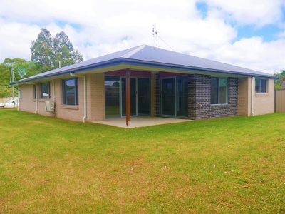 16 Hodge Street, Kingaroy