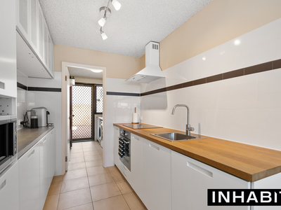 2 / 4 Lawrence Street, Como