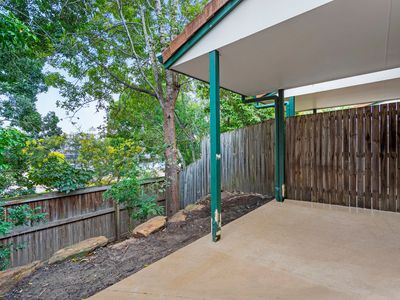 22 / 1 Highridge Road, Springfield