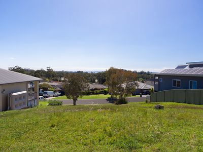 77 Golden Wattle Drive, Ulladulla