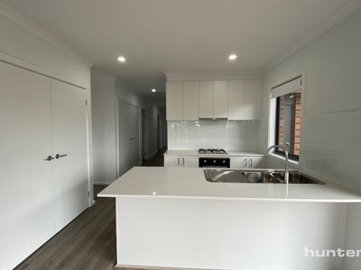 49 Colonial Circuit, Tarneit