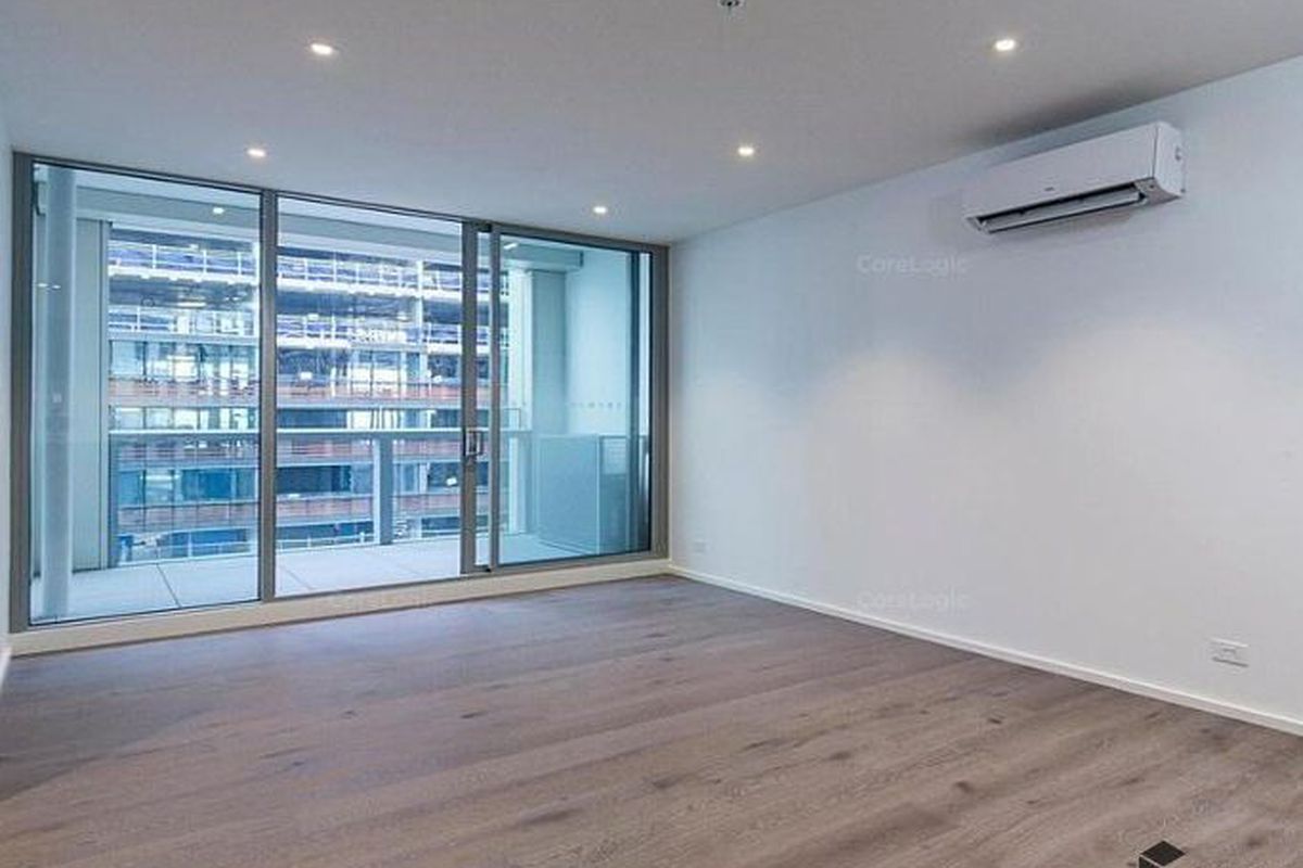 802W/888 Collins Street, Docklands