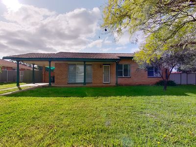 87 Baird Drive, Dubbo