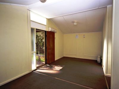 2 Valley Avenue , Mount Beauty