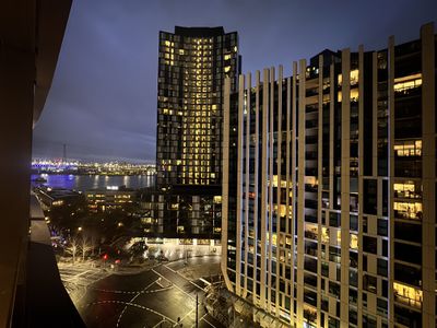 1001N / 889 Collins Street, Docklands