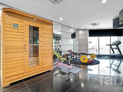 46-48 Royal Albert Crescent, Sovereign Islands