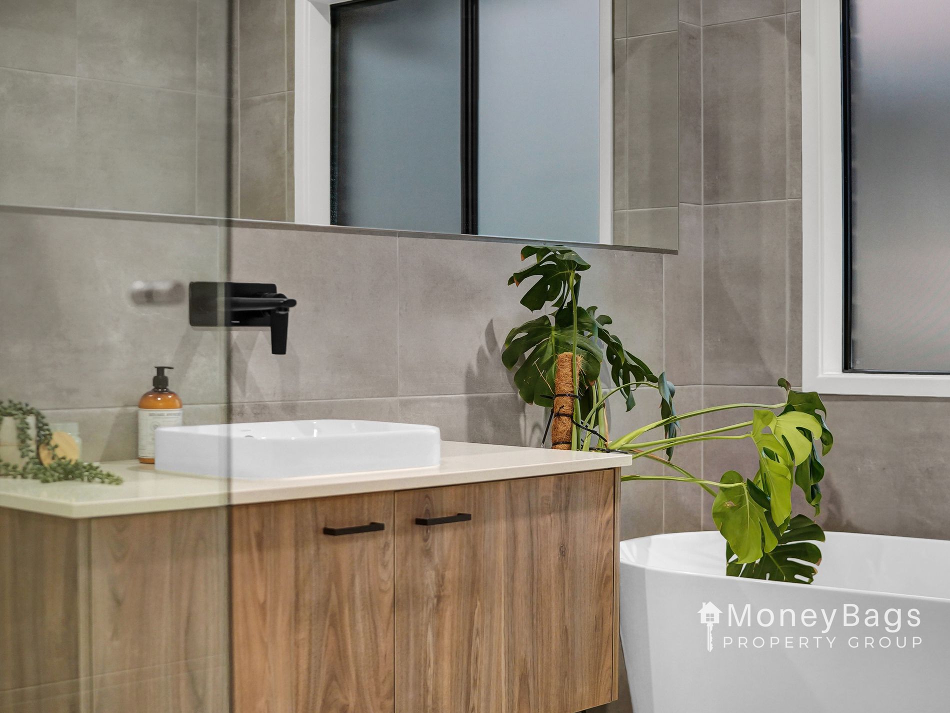 13-17 Winx Court, Riverbend