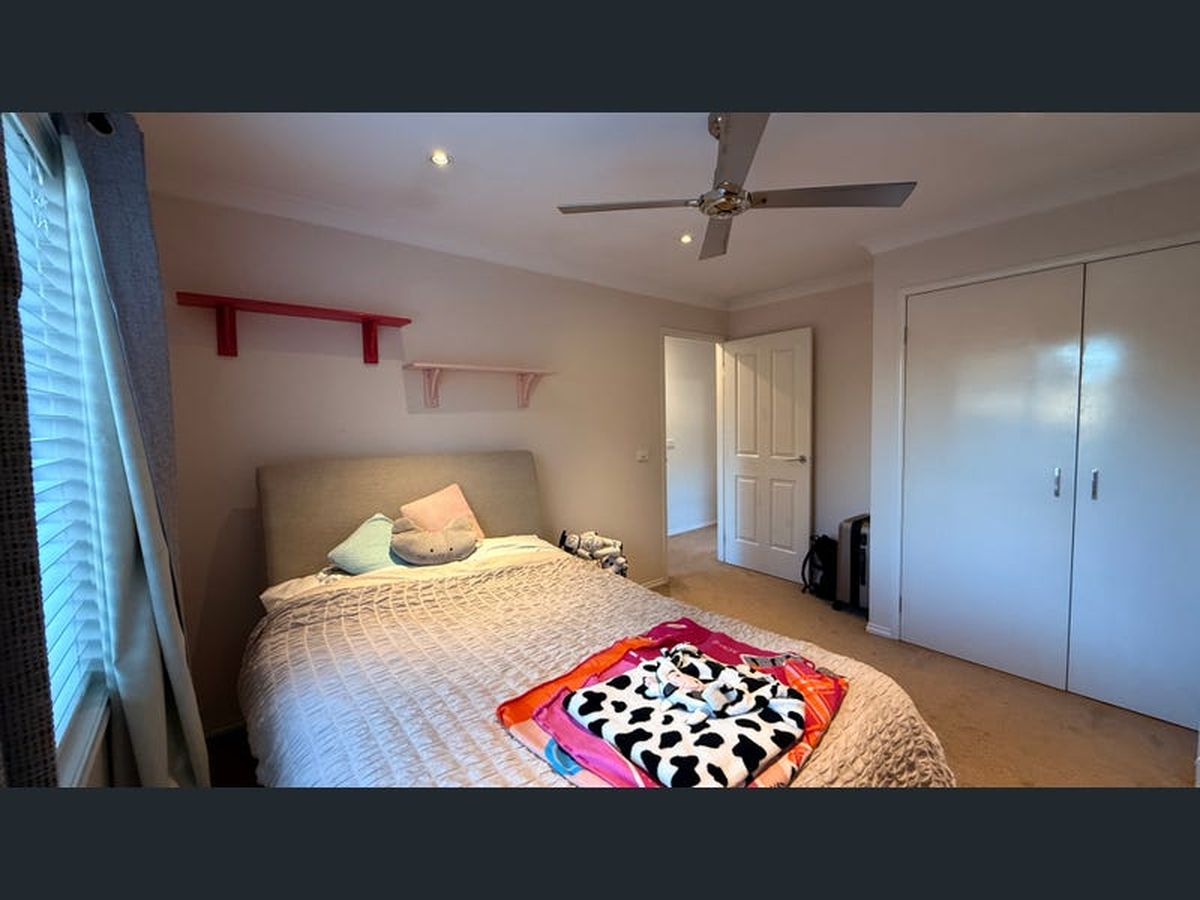 For Rent, For Rent - Thumbnail 5