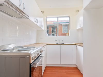 1 / 2 Boorea Avenue, Lakemba