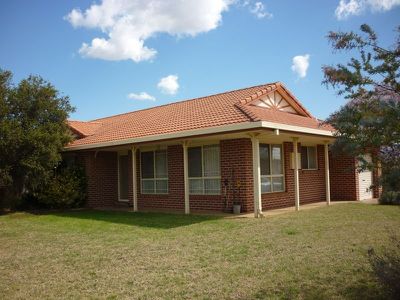 4 Loane Place, Dubbo