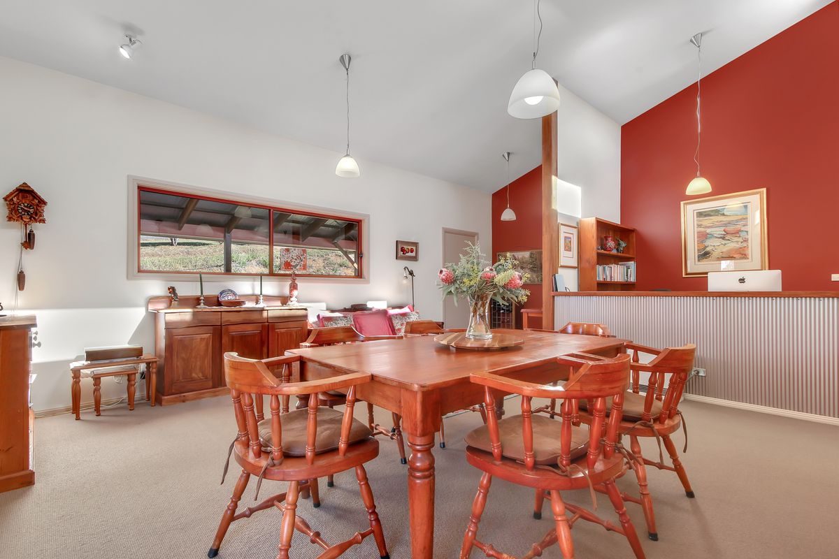 83 Rainforest Parkway, Narooma