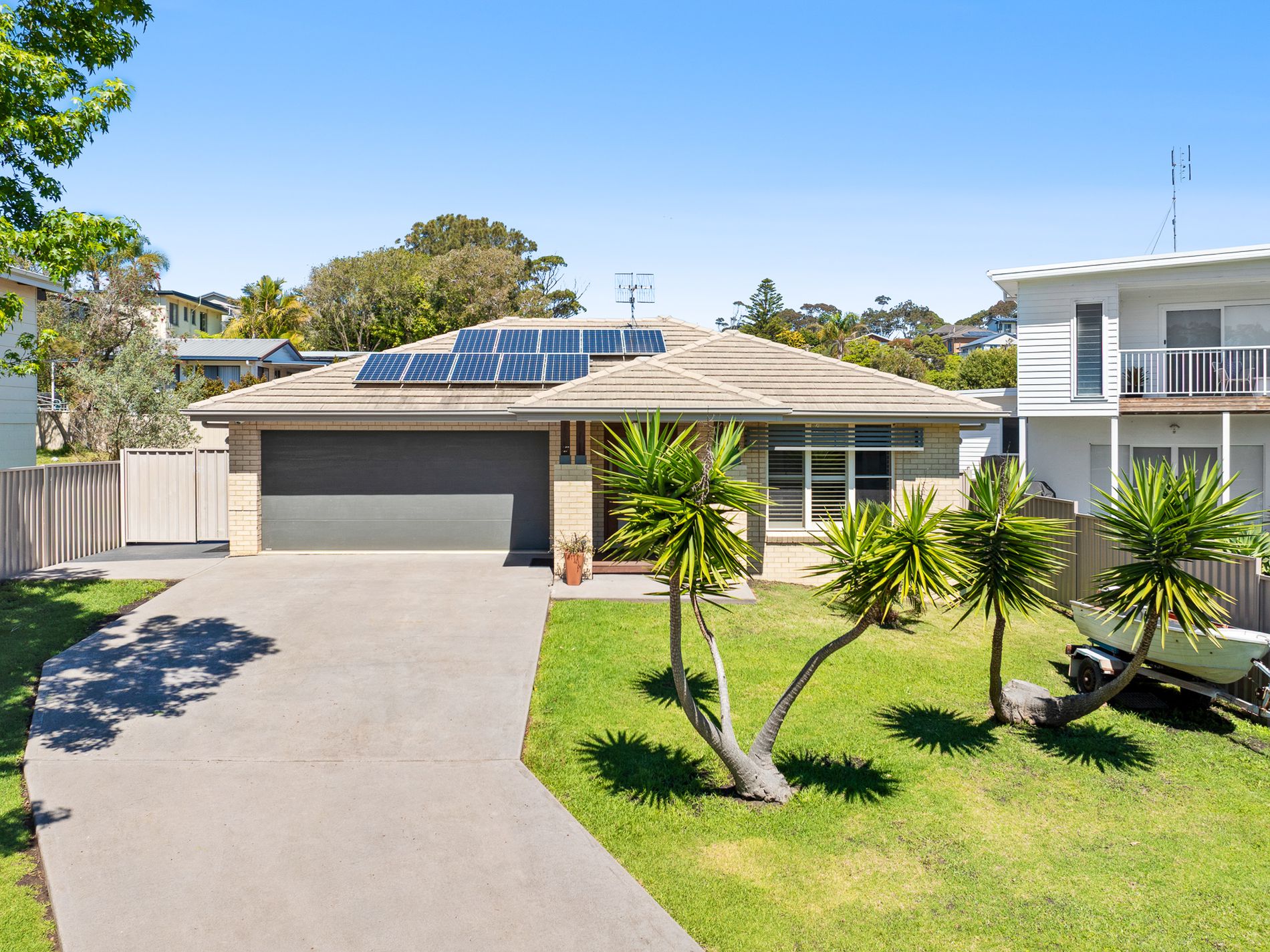 27 Yugura Street, Malua Bay
