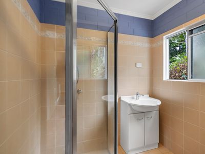 3 Peridot Street, Bayview Heights