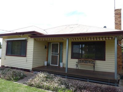 2 Austin Street, Horsham