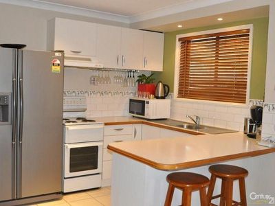 11 Light Place, Dubbo