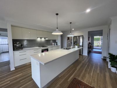 6 Ellenborough Avenue, Dubbo
