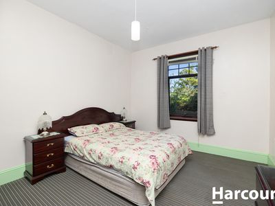 156 Princes Highway, Milton