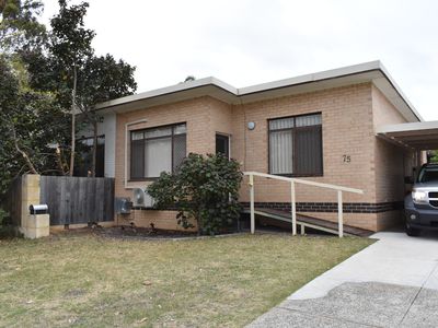 75 Shearn Crescent, Doubleview