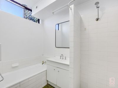 2 / 14-16 Warner Avenue, Wyong