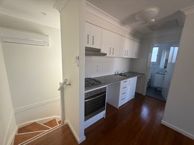 5 Signals Lane, Bardia