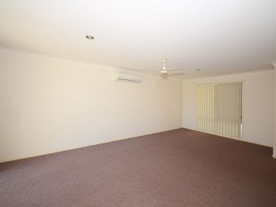 12 Lakeridge Drive, Dundowran