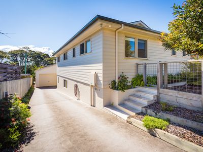 4 TATIARA STREET, Dalmeny