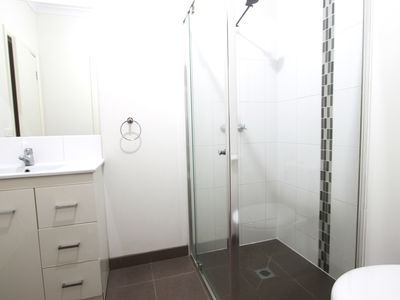 38 Woodside Avenue, Clayton
