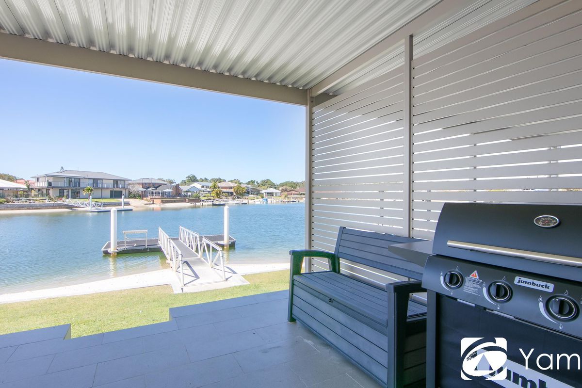 2 / 28 The Mainbrace, Yamba