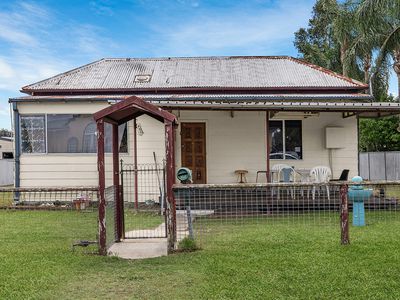 21 Sixth Street, Weston