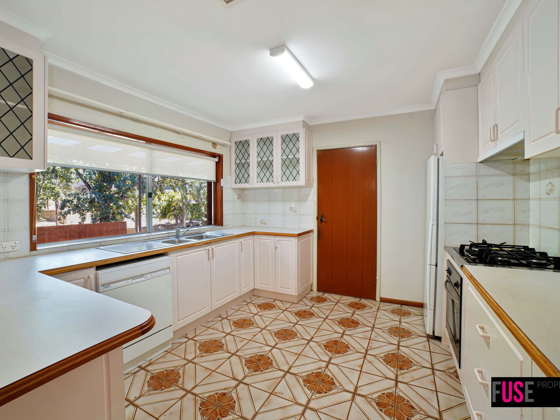 16 Fairmount Crescent, Karabar