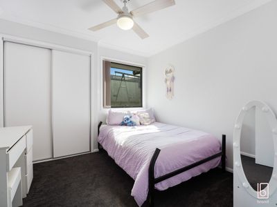 12 Eleanor Close, Hamlyn Terrace