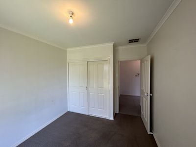1/53 May Avenue, Altona Meadows