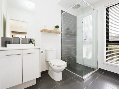 2 Viewrise Walk, Craigieburn