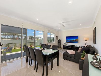 4 / 6 Park Cove Boulevard, Hope Island