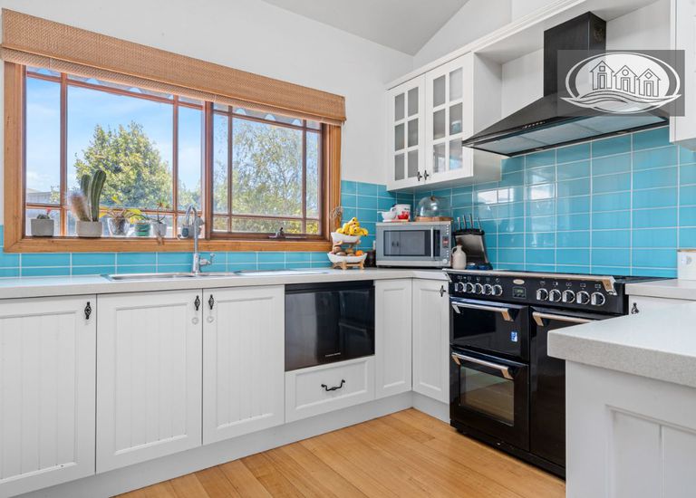 103 Benbows Road, Portland