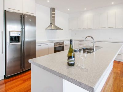 15 Goughs Point Way, Mountain Bay