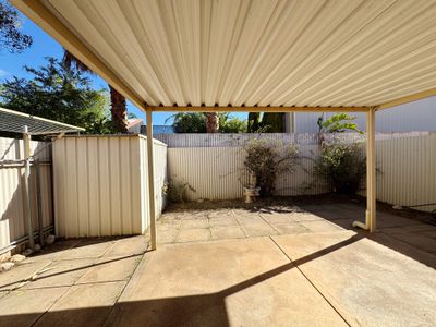 8 / 10 Great Eastern Highway, Somerville