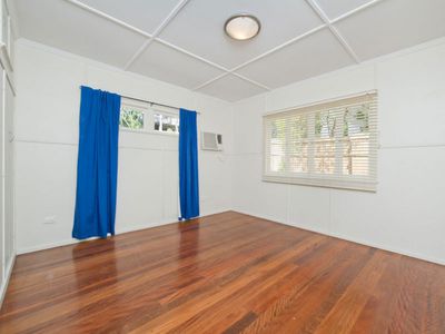 86 Gower Street, Toowong