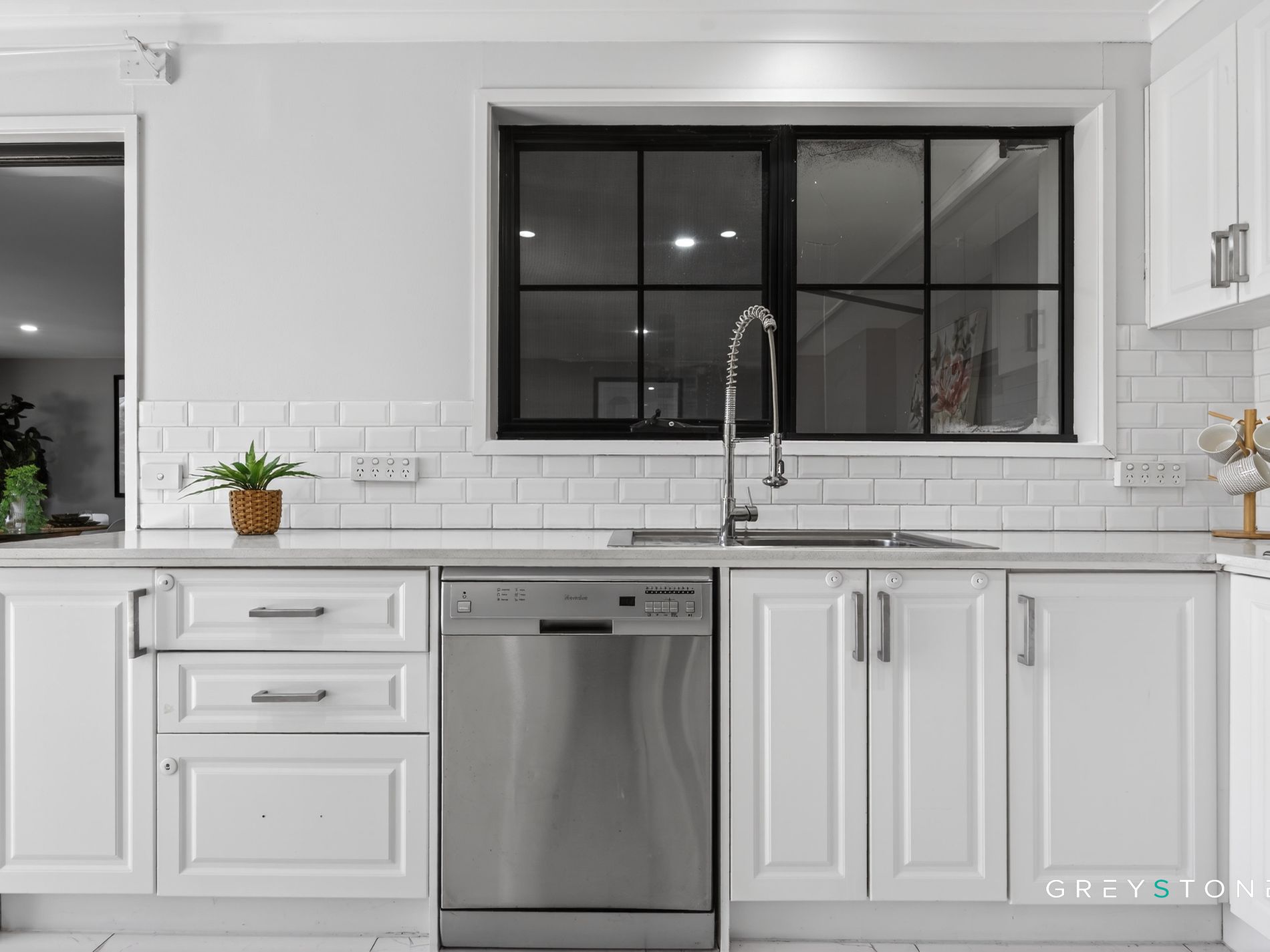 8 St John Place, Melton West