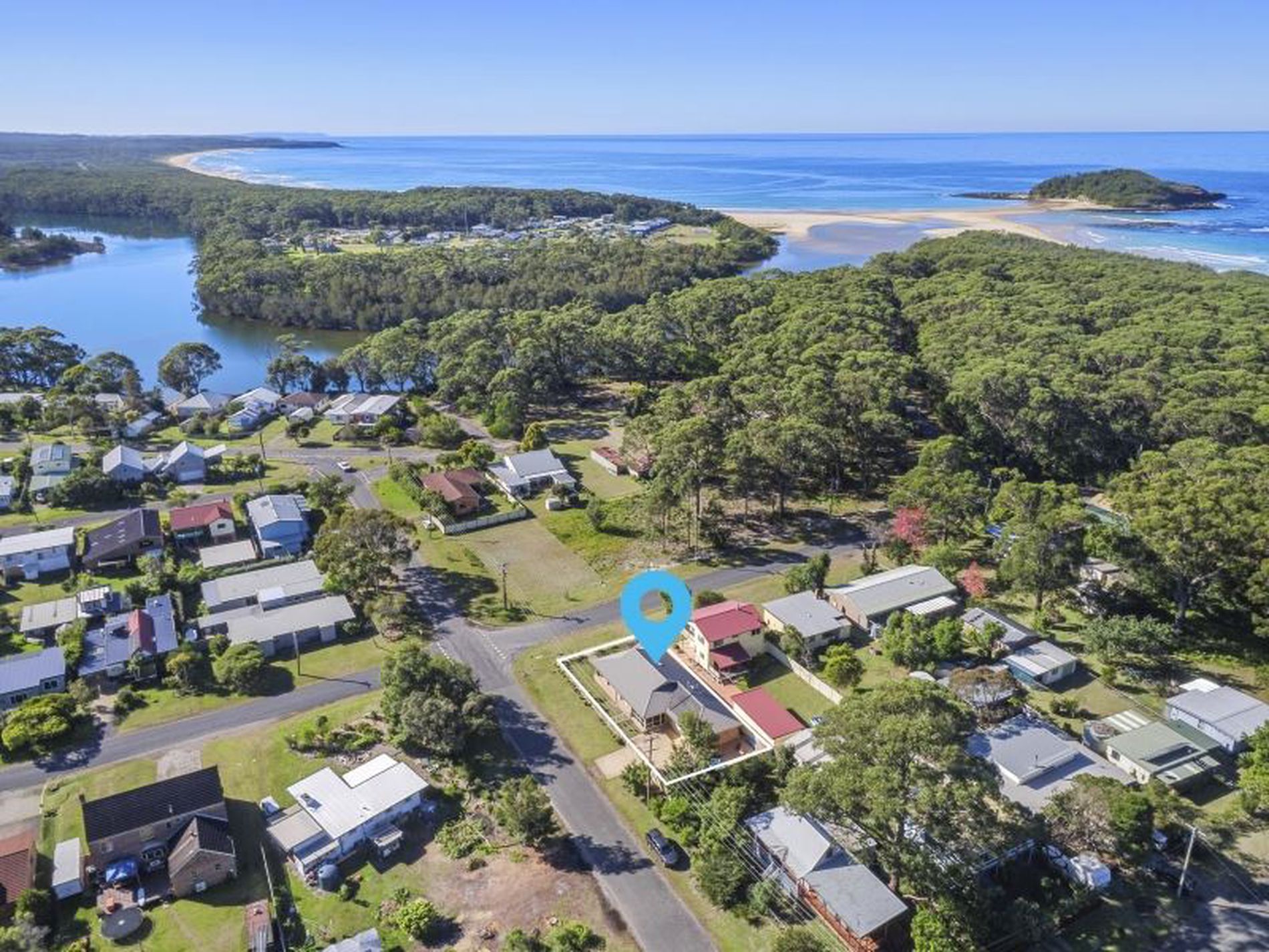 21 Beach Street, Lake Tabourie